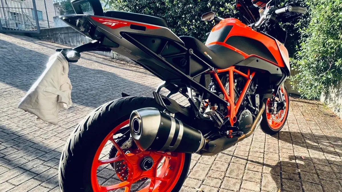KTM 1290 Super Duke GT ABS (2016 - 18)  (8)