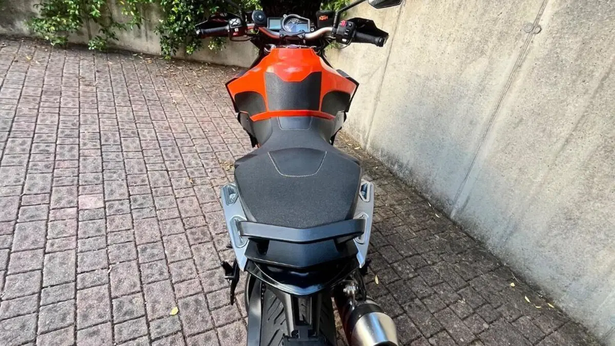 KTM 1290 Super Duke GT ABS (2016 - 18)  (10)