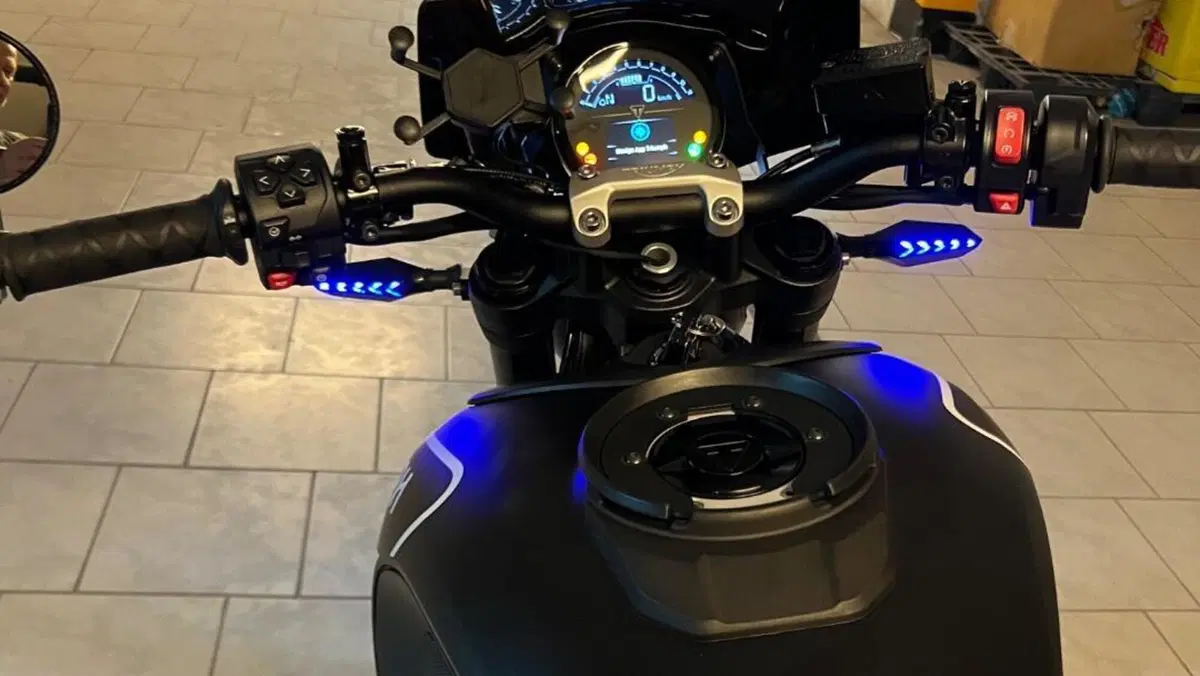 Triumph Trident 660 (2021 - 24)  (2)