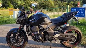 Kawasaki Z 750 (2007 - 14)  (5)