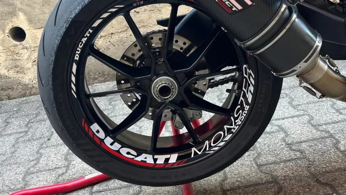 Ducati Monster 1100 Evo ABS (2011 - 13)  (9)