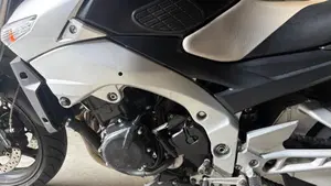 Suzuki GSR 600 (2006 - 11)  (3)