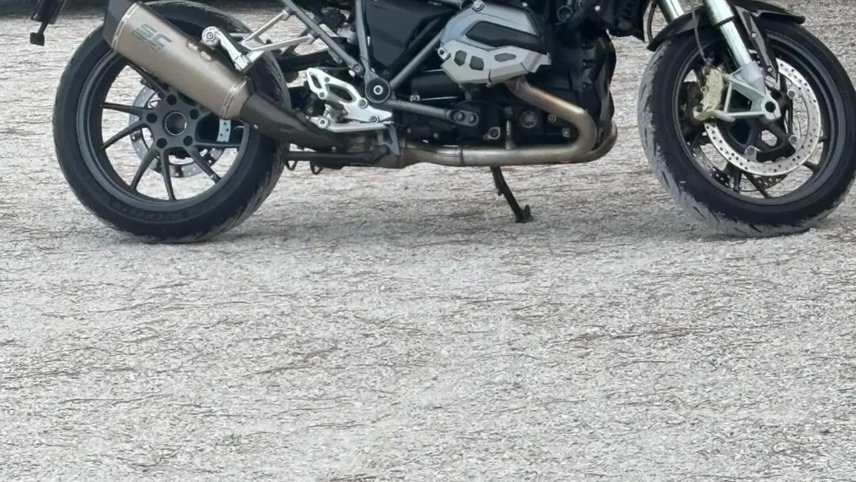 Bmw R 1200 R (2015 - 16)  (2)