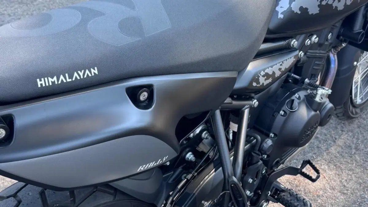 Royal Enfield Himalayan 450 Mana Black (2026)  (7)