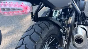 Royal Enfield Himalayan 450 Mana Black (2026)  (15)