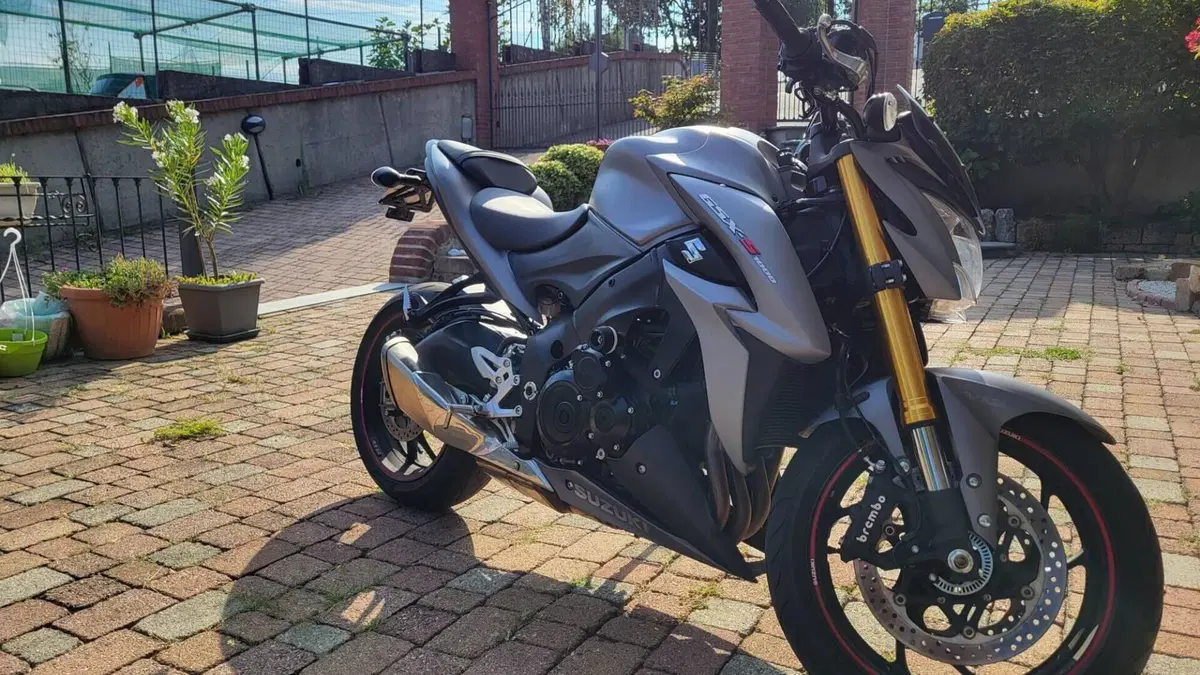 Suzuki GSX-S1000 ABS (2015 - 17) 