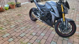 Suzuki GSX-S1000 ABS (2015 - 17)  (4)
