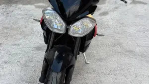 Triumph Street Triple R ABS (2013 - 17)  (3)