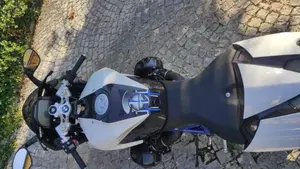 Bmw HP2 Sport  (2)