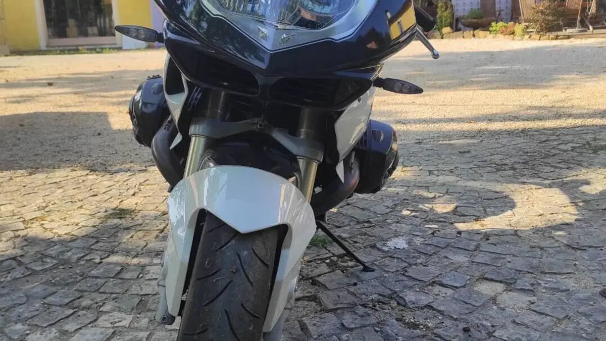 Bmw HP2 Sport  (3)