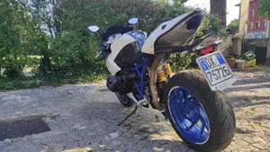 Bmw HP2 Sport  (4)