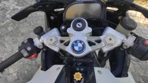 Bmw HP2 Sport  (5)