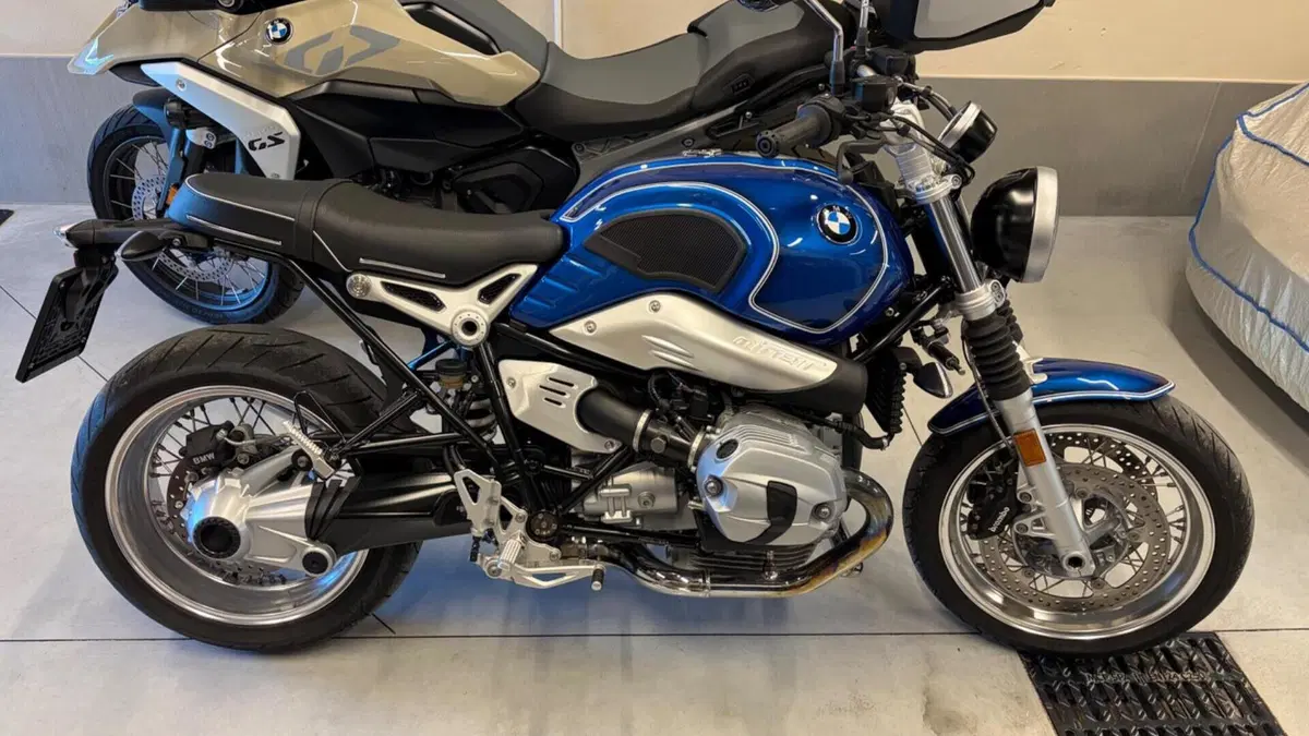 Bmw R nineT/5 1200 (2019 - 20)  (2)