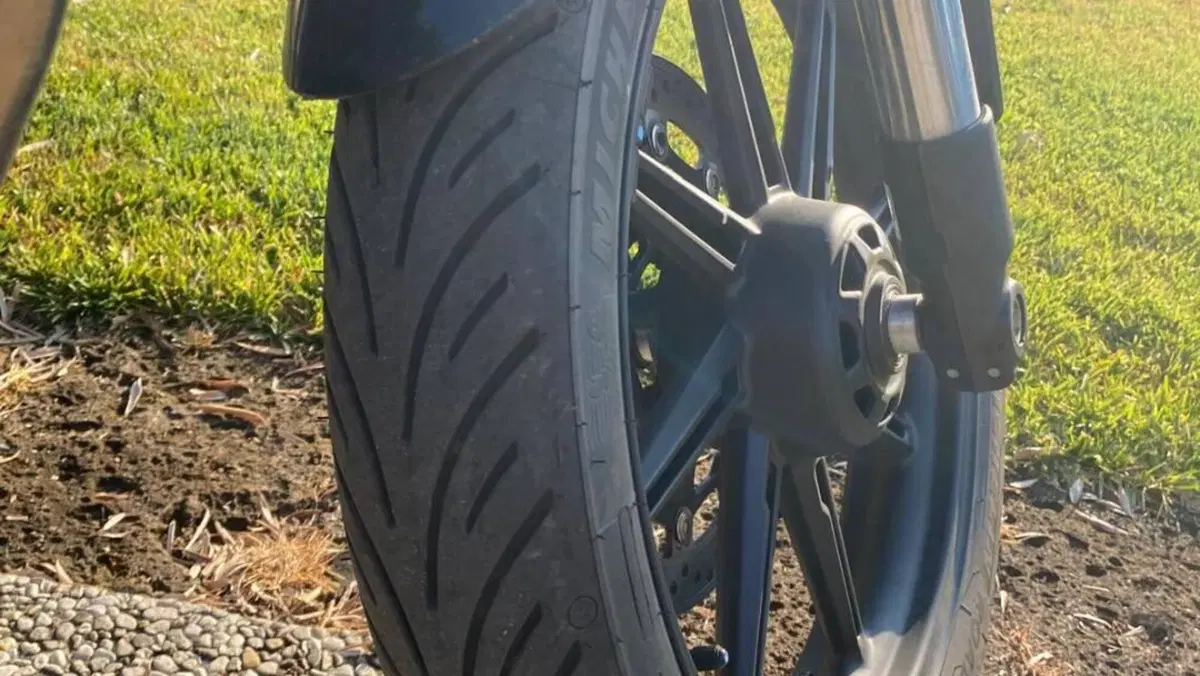 Triumph Speed Twin 900 (2025 - 26)  (4)