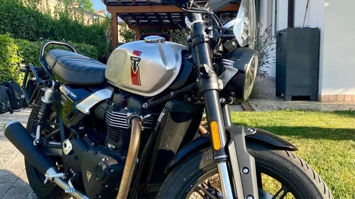 Triumph Speed Twin 900 (2025 - 26)  (5)
