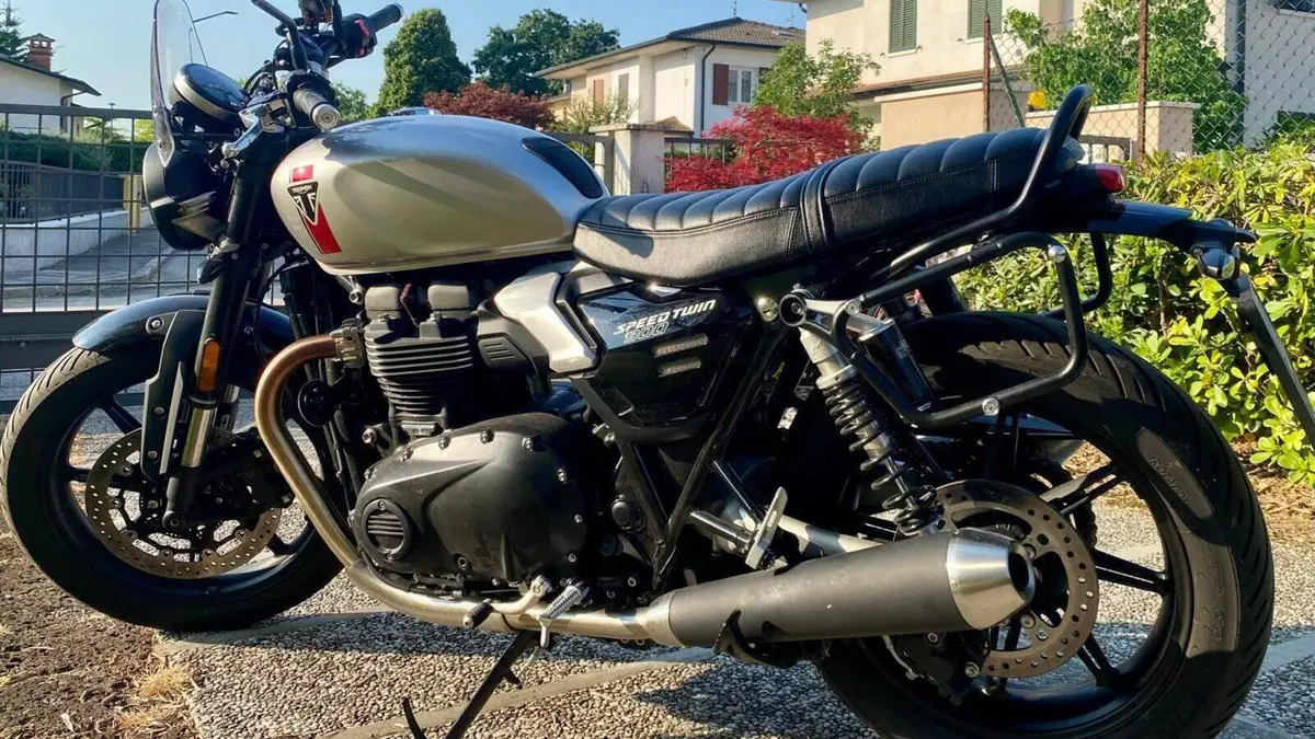 Triumph Speed Twin 900 (2025 - 26)  (9)