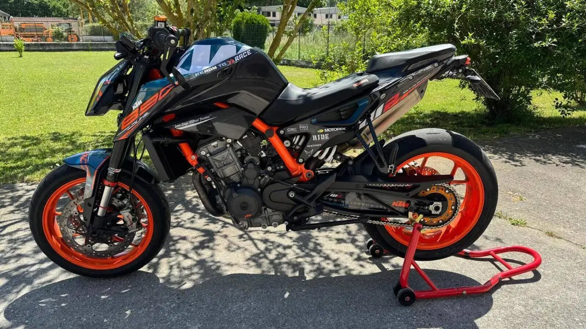 KTM 890 Duke R (2022 - 23)  (4)