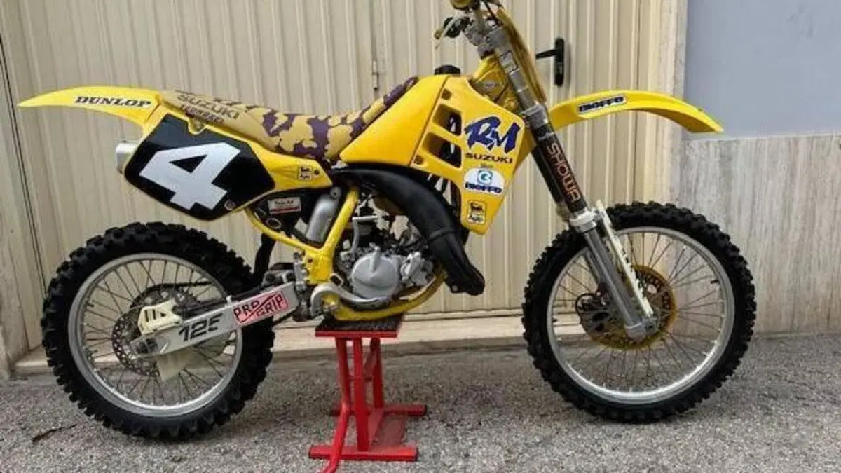 Suzuki  