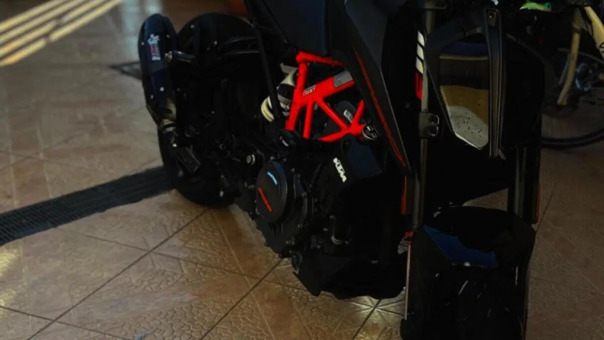 KTM 390 Duke (2021 - 23)  (6)