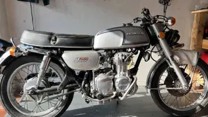 Honda   (2)