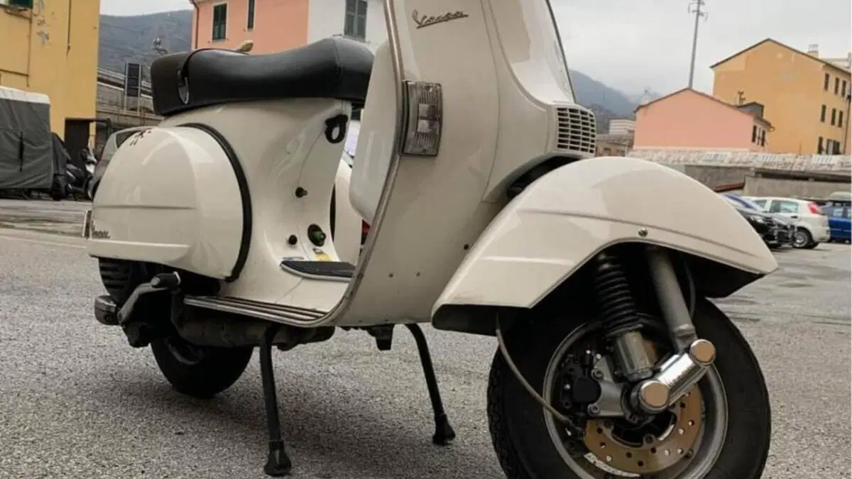 Vespa PX 150 (2010 - 17)  (2)