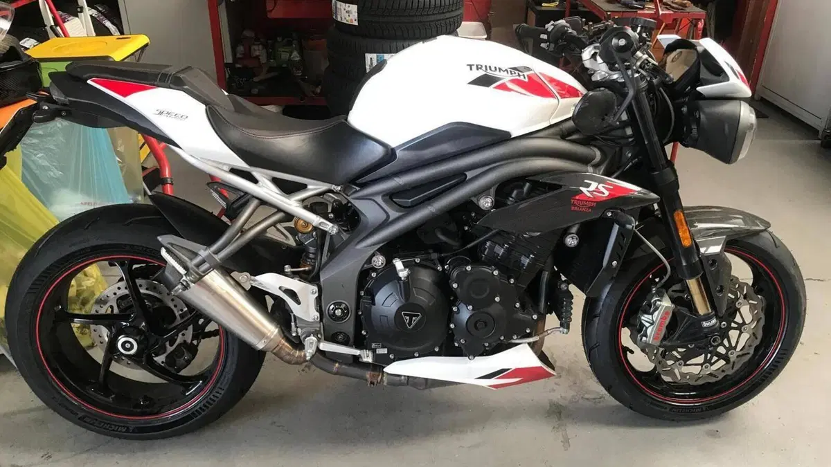 Triumph Speed Triple 1050 RS (2018 - 20) 
