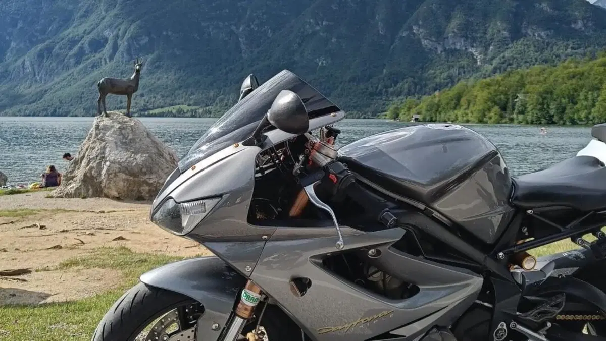 Triumph Daytona 675 (2006 - 08)  (6)