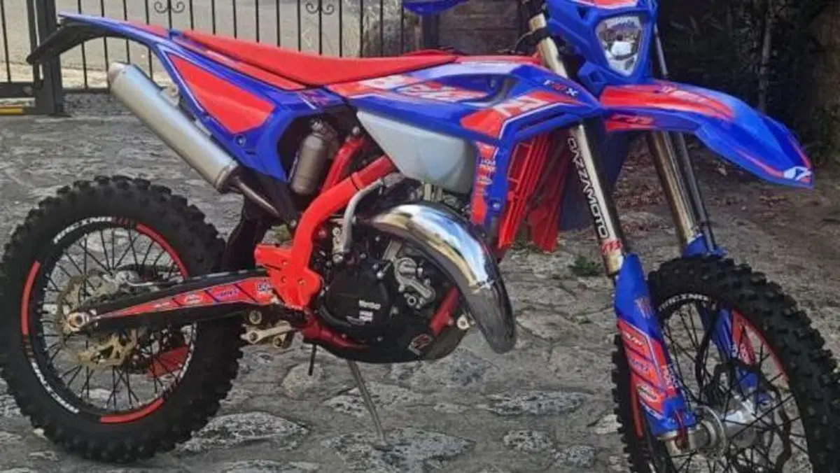 Betamotor RR 125 2T Enduro Race (2026)  (4)