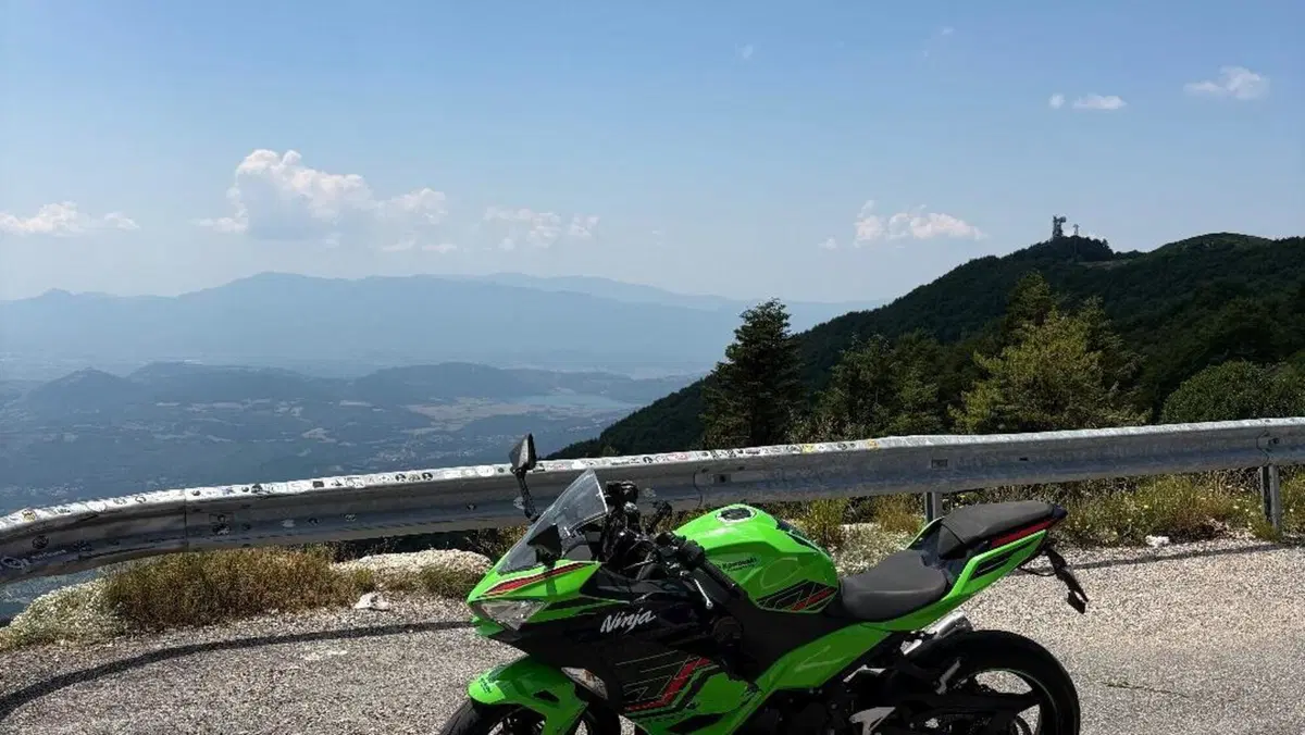 Kawasaki Ninja 400 Performance (2023)  (3)