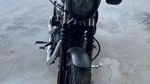 Harley-Davidson 883 Iron (2012 - 14) - XL 883N  (5)
