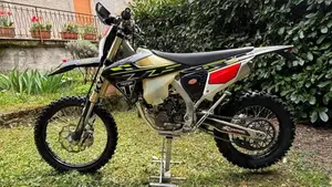 Triumph TF 250-E (2026)  (4)