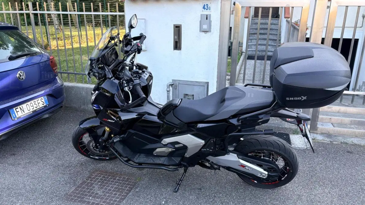 Honda X-ADV 750 Gravel (2025 - 26)  (4)