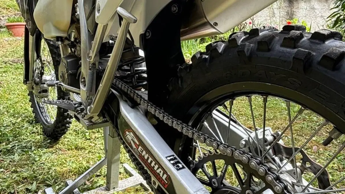 Triumph TF 250-E (2026)  (7)