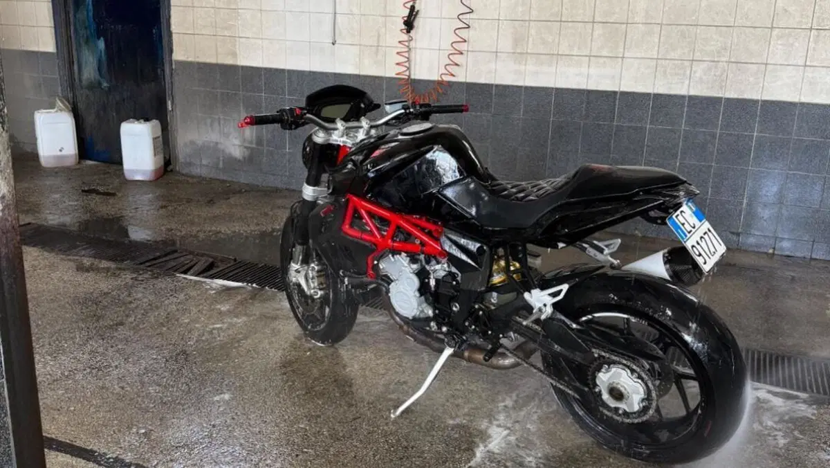 MV Agusta Brutale 800 EAS ABS (2016 - 19)  (4)