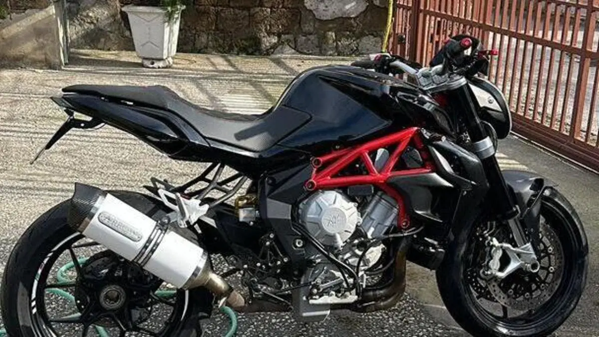 MV Agusta Brutale 800 EAS ABS (2016 - 19)  (6)