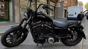 Harley-Davidson 883 Iron (2012 - 14) - XL 883N 