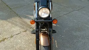 Um Italia Renegade Sport 125 (2019 - 22)  (4)