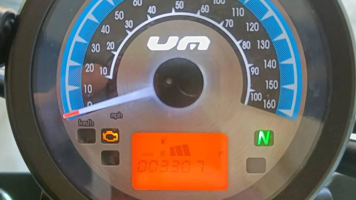 Um Italia Renegade Sport 125 (2019 - 22)  (6)