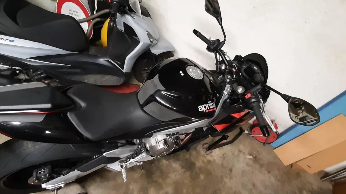 Aprilia Tuono 660 Factory (2022 - 24)  (4)