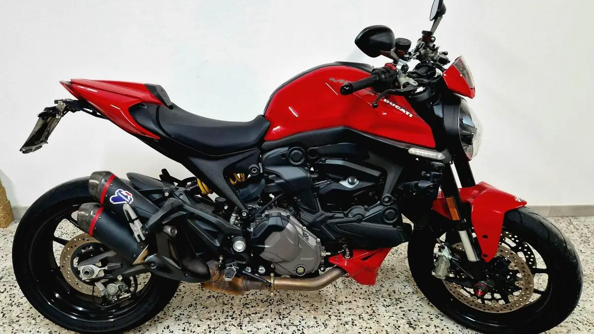 Ducati Monster 937 + (2021 - 25) 