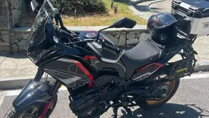 Moto Morini X-Cape 700 Gold Edition (2025 - 26)  (2)
