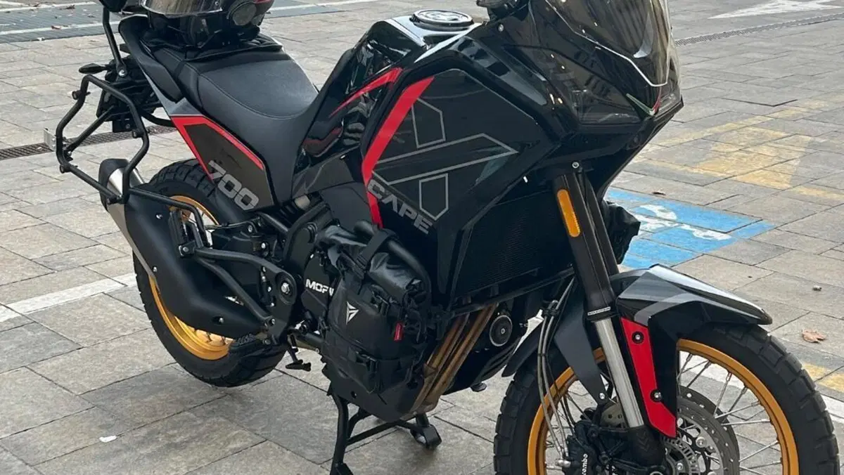 Moto Morini X-Cape 700 Gold Edition (2025 - 26)  (5)