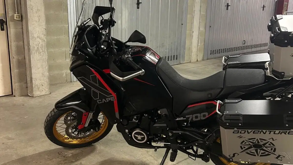 Moto Morini X-Cape 700 Gold Edition (2025 - 26)  (8)