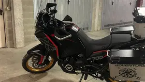 Moto Morini X-Cape 700 Gold Edition (2025 - 26)  (8)