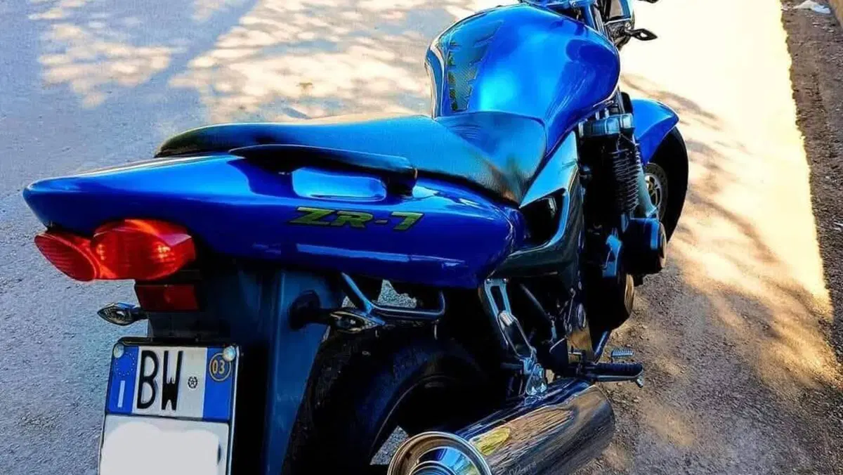 Kawasaki   (3)