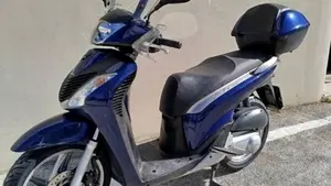 Honda SH 125 i (2009 - 12)  (3)