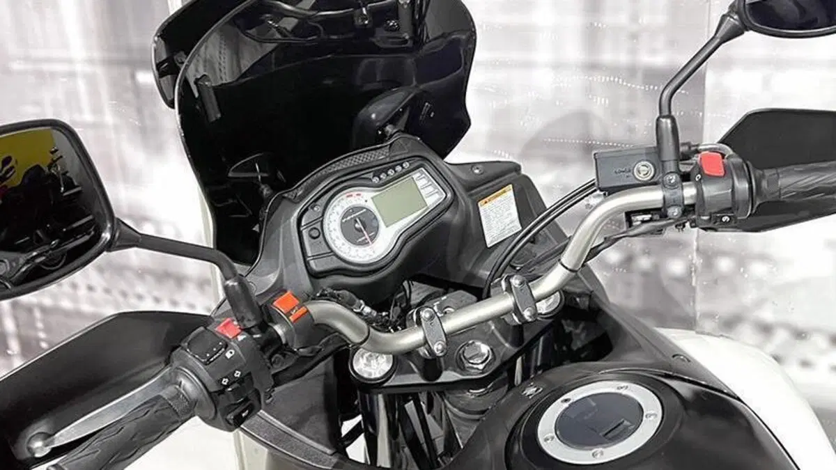Suzuki V-Strom 650 ABS (2011 - 17)  (5)