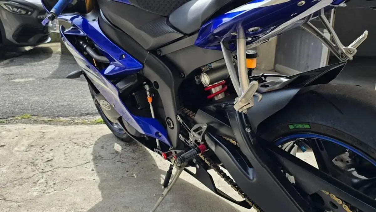 Kawasaki Ninja 600 ZX-6R (2009 - 16)  (4)