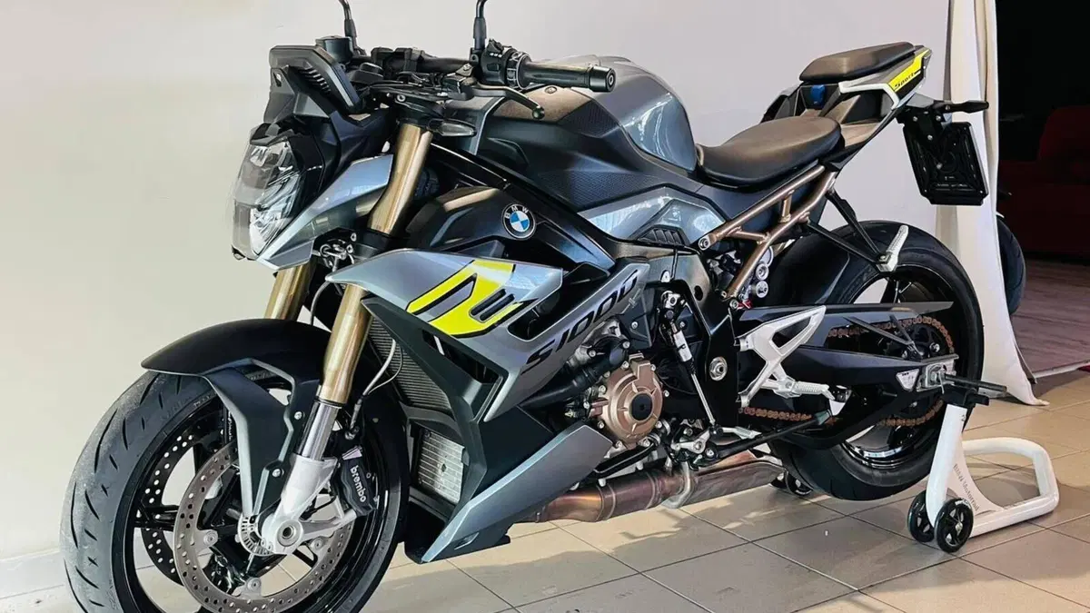 Bmw S 1000 R (2021 - 24)  (2)