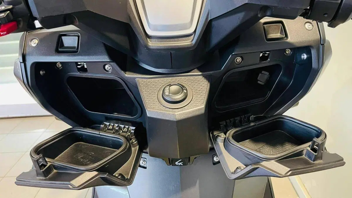 Bmw C 400 GT (2021 - 24)  (10)